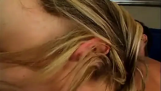 Hung dude fucks cute blonde's pussy and face
