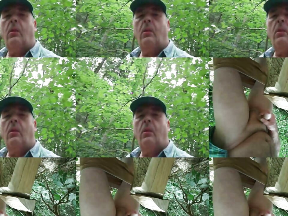 Cumshot and licking up Sperm