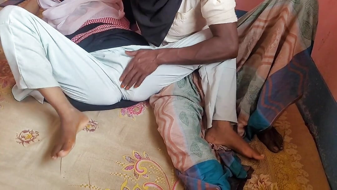 Debor and bhabi viral sex videos.