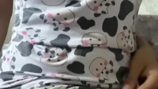 She came home with my nipples erect, she caresses me! Real homemade video