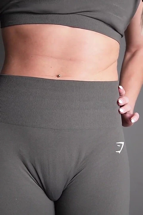 My Cameltoe Makes You Cum
