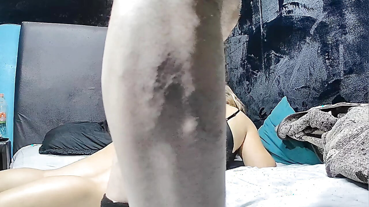 PUCHIS - WATCH NOW! LATINA MIA COMPILATION