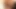 Blondine mit langen schlanken beinen wird auf dem bett gefickt