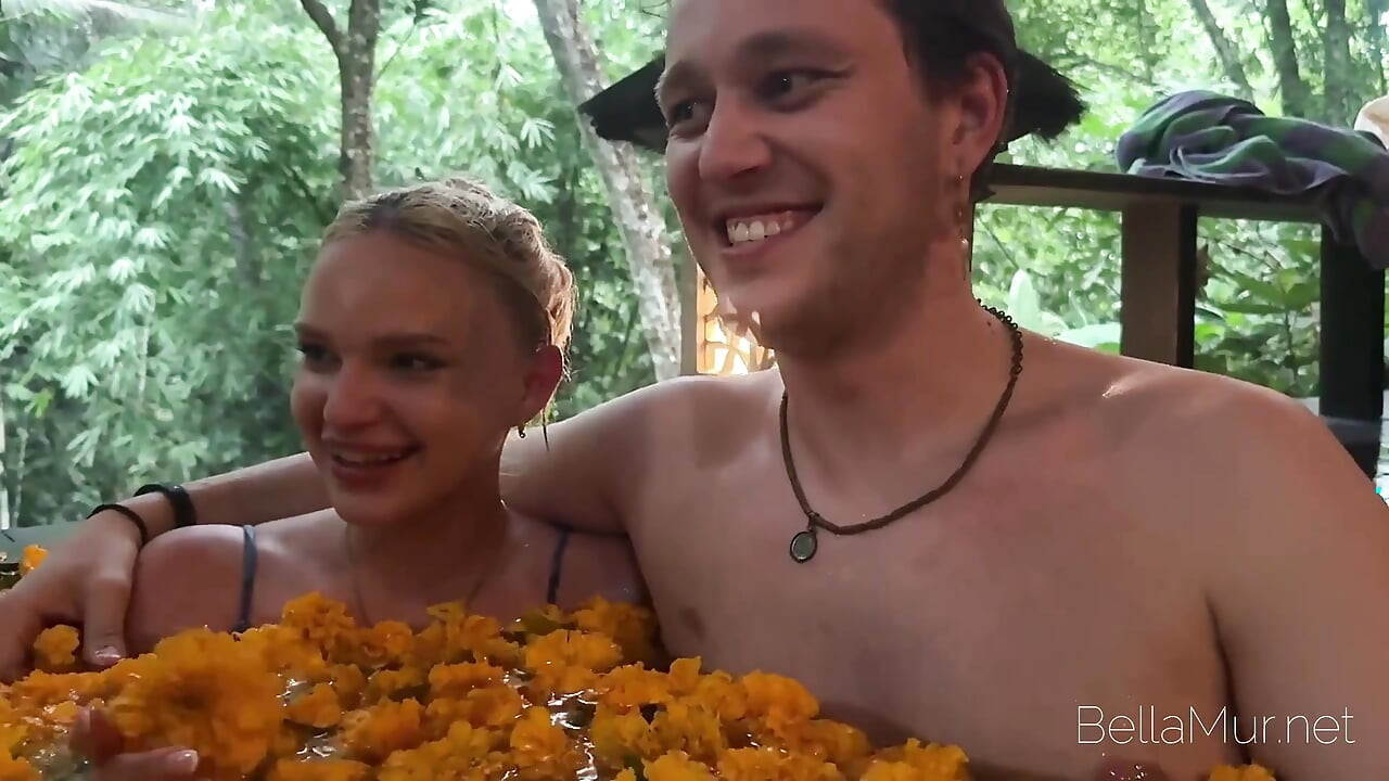 Ex Vlog - Viajando em selvas com casal swinger quente Verlonis