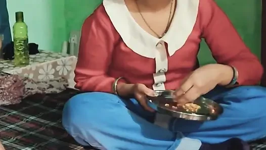 Kakak ipar india lagi sendirian di kamar sambil ngomong jorok