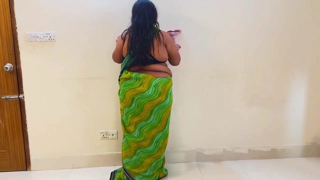 When Desi Mature Stuck Under Bed, I Help Her by Anal Fucking