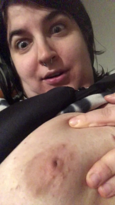 Big titties! Plus size, and hairy af. Don’t like it, go away. Okay!