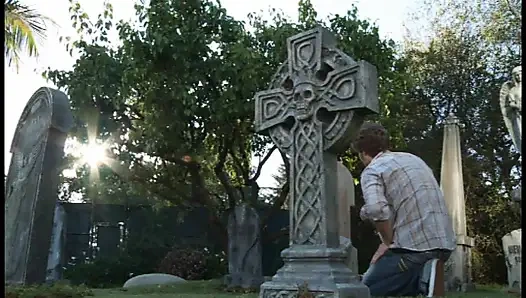 Amına son boşalma ile muhteşem sikiş