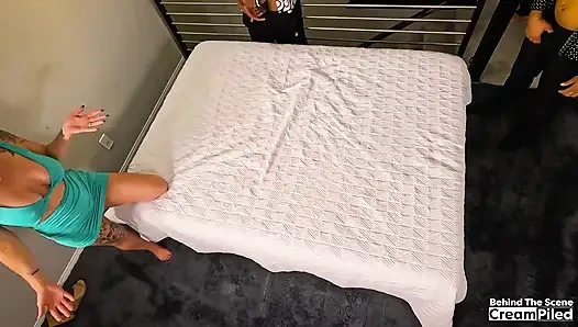 Hinter den kulissen mit hotwife orgie, gangbang