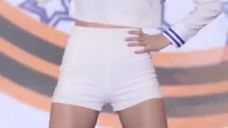 Piernas de drenaje de pelota de Seulgi