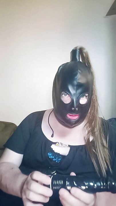 Stephanie-Nicole tries her hands as a sex toy reviewer