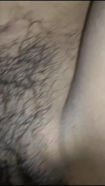Nezapomenutelný okamžik od "TRROROSE DESI INDICKÁ 20LETÁ DÍVKA S VELKÝM PENISEM"