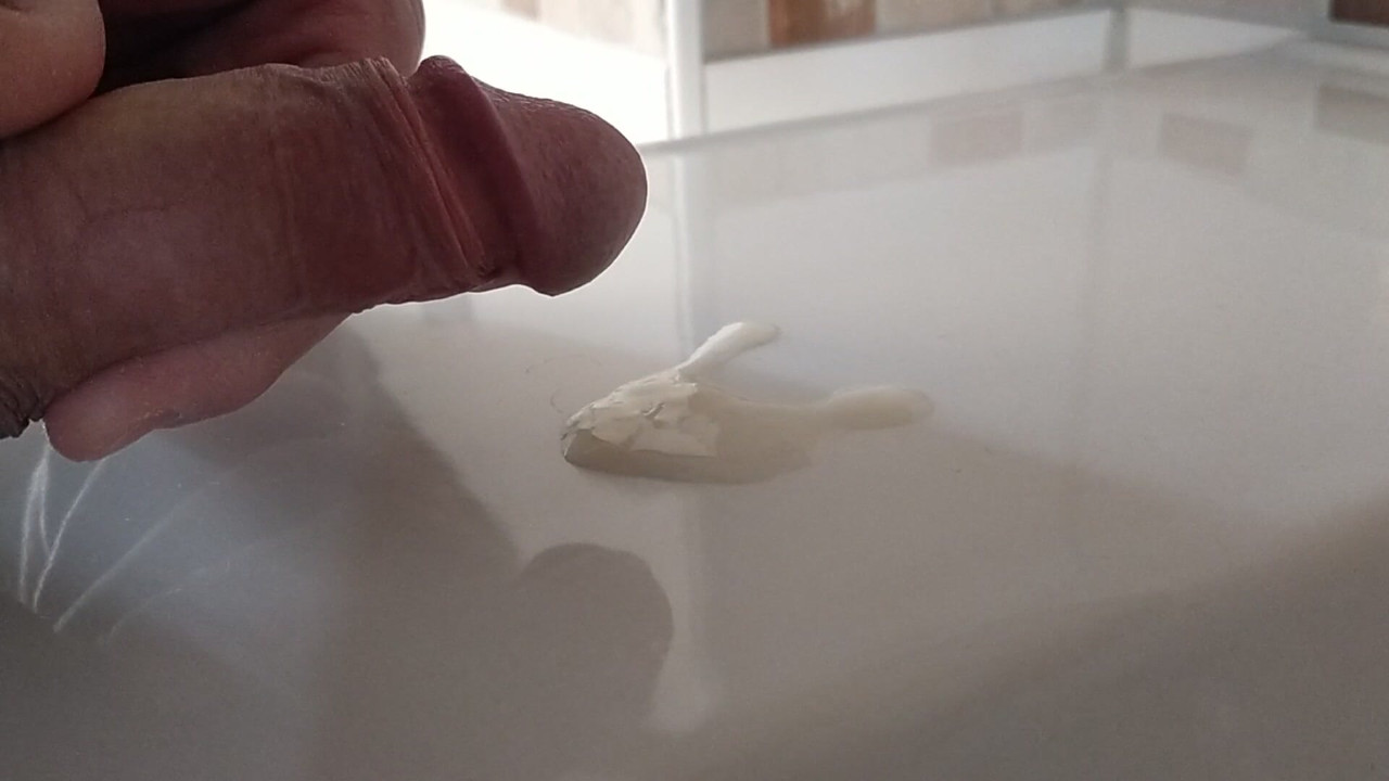 Cumshot26052026