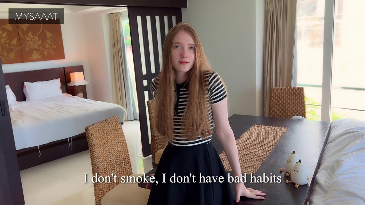 貪欲な不動産業者は観光客とセックスしたかった