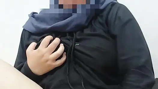 beautiful sister wearing a hijab