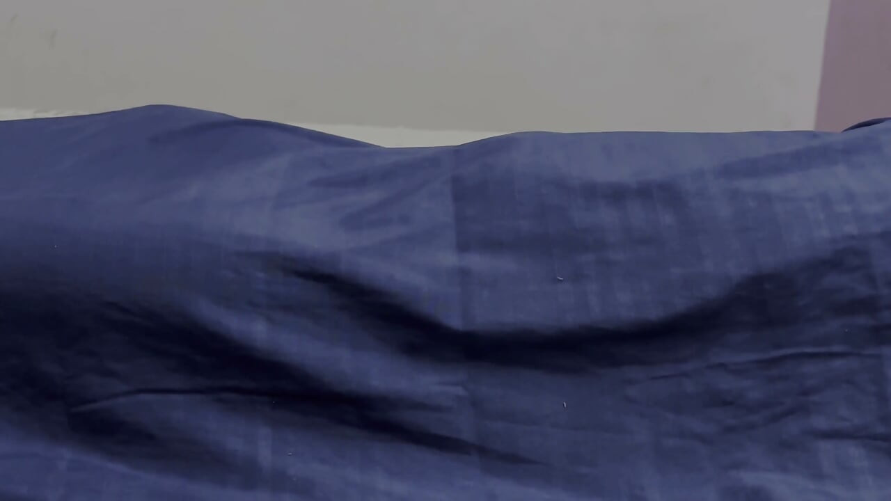 Desi-mädchen harter fick im schlafzimmer