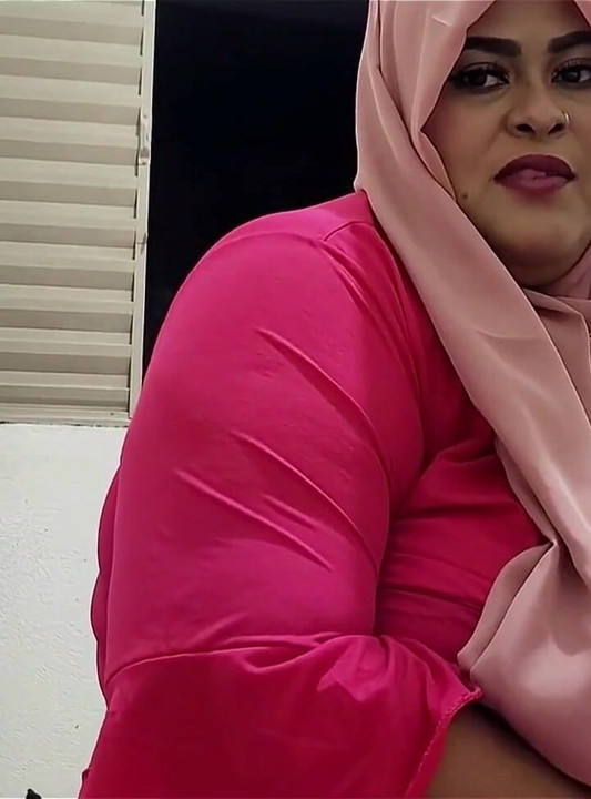 Arab Half-stepsister Enters the Room and Has Sex with Him.