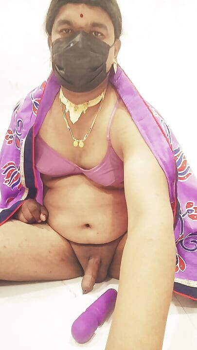 Dipali สาวสองสนุกกับการเย็ดของเล่นและยกทรงเมียและ saree วิดีโอเย็ดสุดฮอต