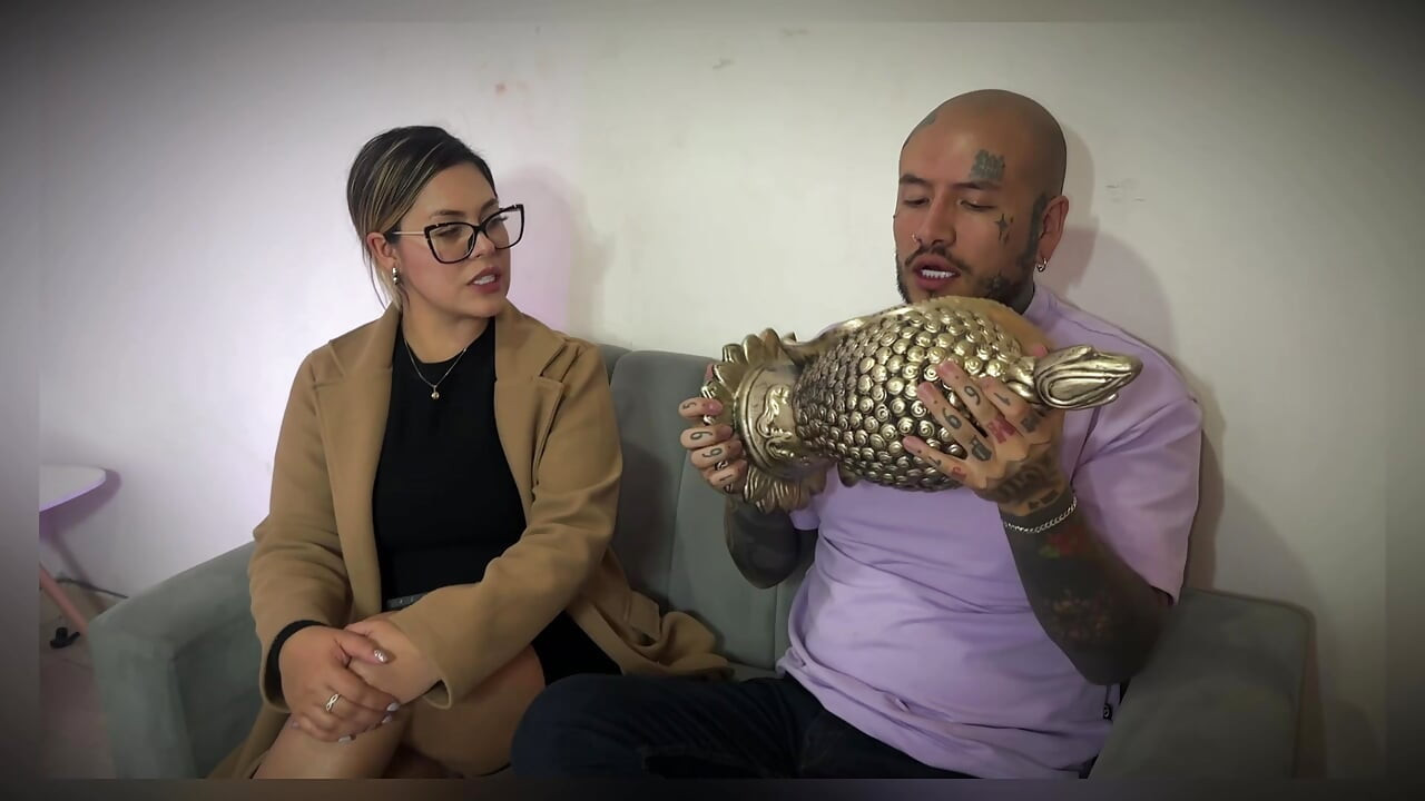 I fuck sexy and prudish psychologist in her office in the middle of a session