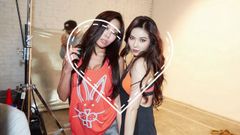 Penghormatan air mani Kim Hyuna dan Jessi #1