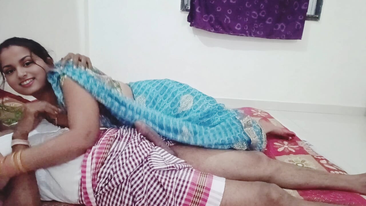 Rhea grabbed her boss's and sucked it and had sex