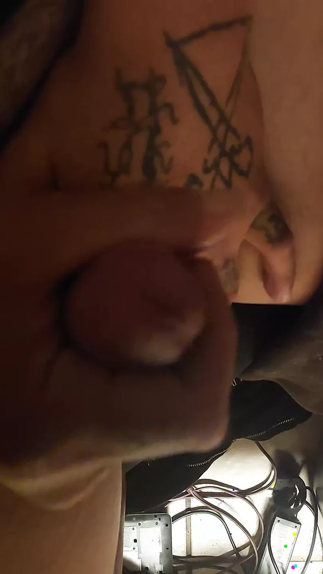 Solo video search to cum to