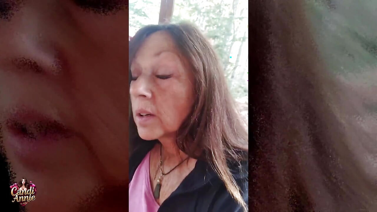 כיף גדול POV זיון יער ובליעת זרע - קנדי אנני