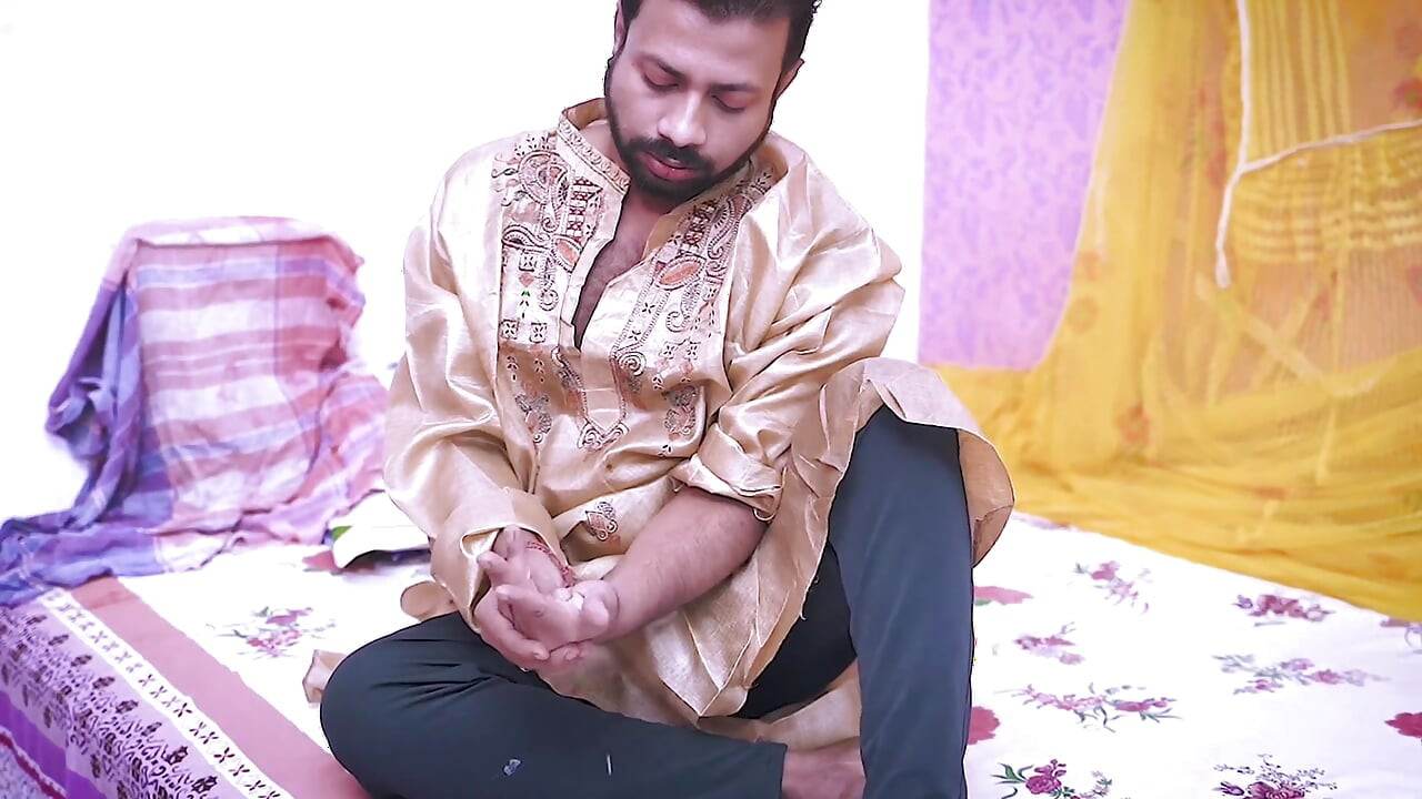 Bhabhi ko apne room me bula ke jabbardasti choda