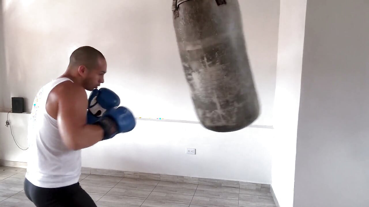 Impregnace mé ženy a její nejlepší kamarádky po boxu