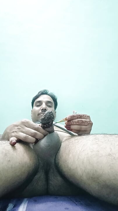 Lelaki desi India menikmati mandi dan seks