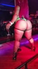 Pink Shaking Her Ass In The Club