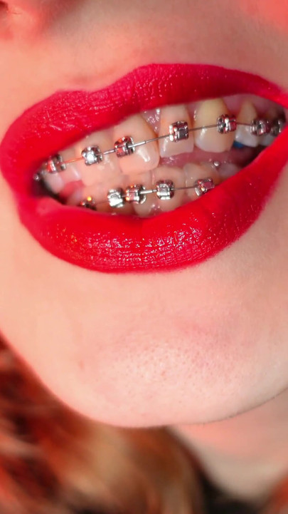Red lipstick fetish and fur