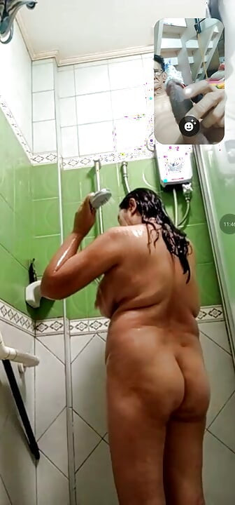 No início da manhã de 07 de julho, vídeo chamada para minha esposa
