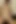 Sevimli iri güzel kadın kontrol ediyor ve seksi döl yutuyor