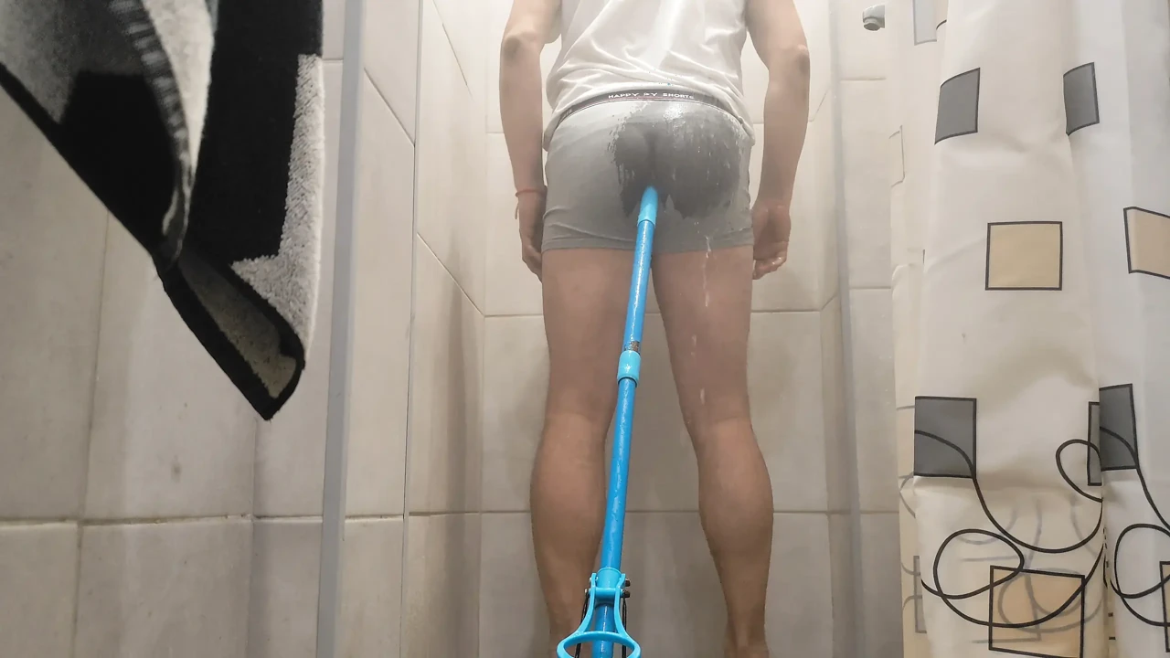 I Cleaned My Anus in the Shower.