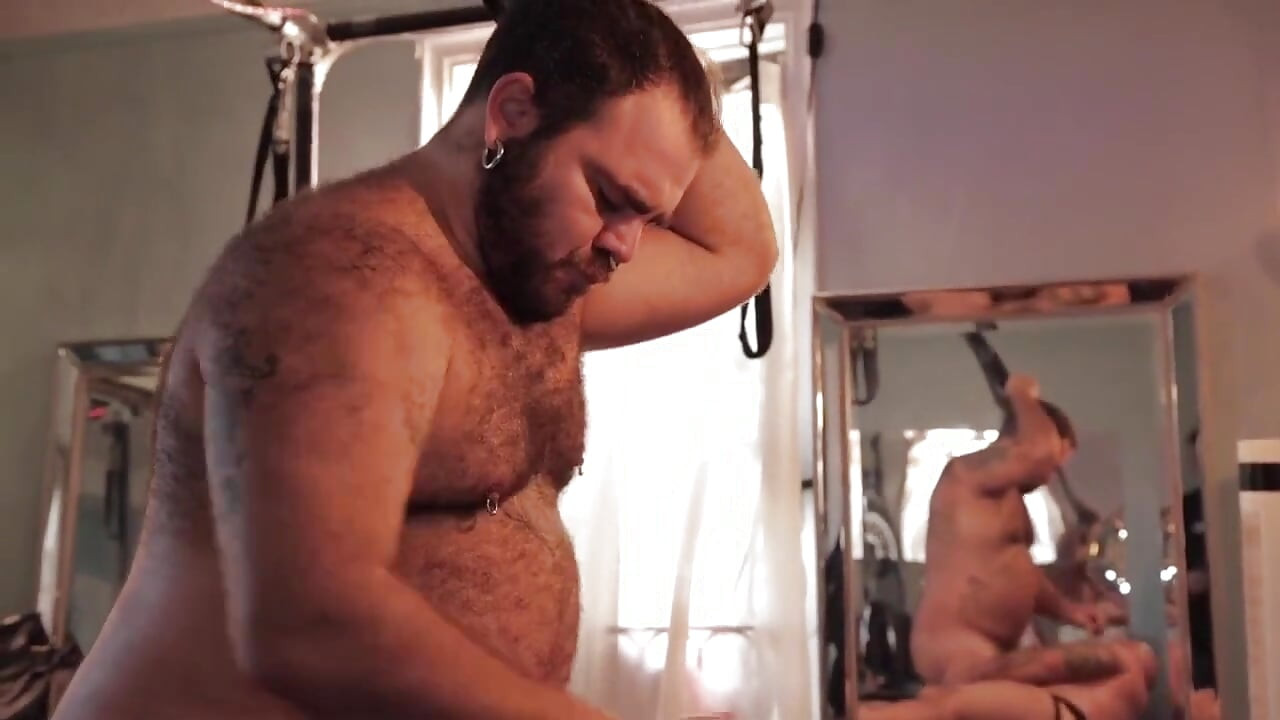 Bear Top Breeds Guy Deep in Doggy Missionary Rimming Deepthroat