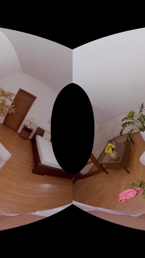 18VR Lovita Fate decided To Commit To A Three-way On The Spot With You And Lindsey Cruz | Clip 1