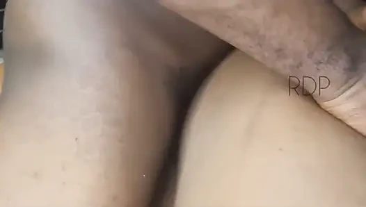 Pantat montokku dientot habis-habisan sampai aku crot