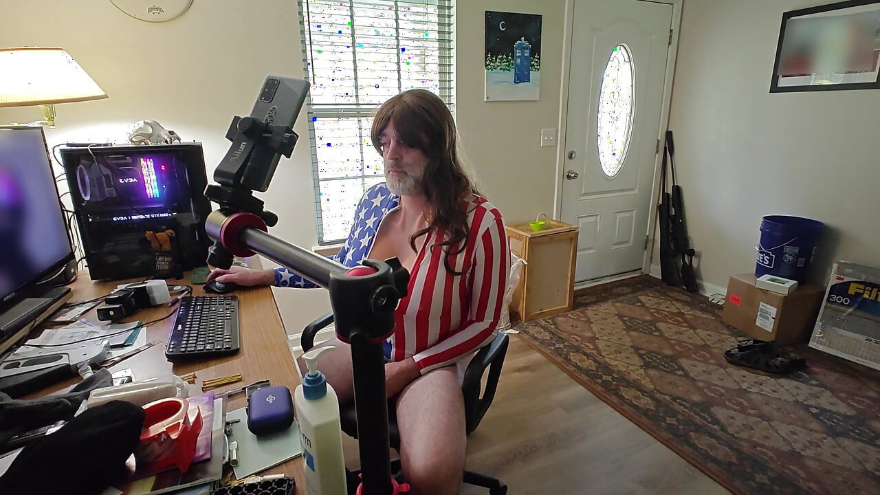 Live Cam Show Behind the Scenes