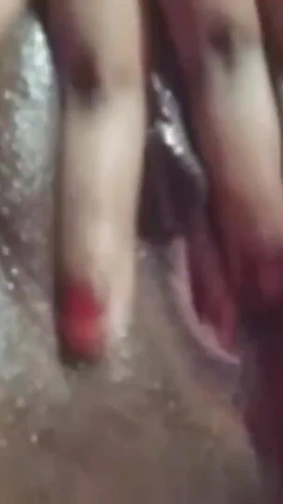 "섹시한 영상 통화하는 인도 거유"의 감성적인 순간