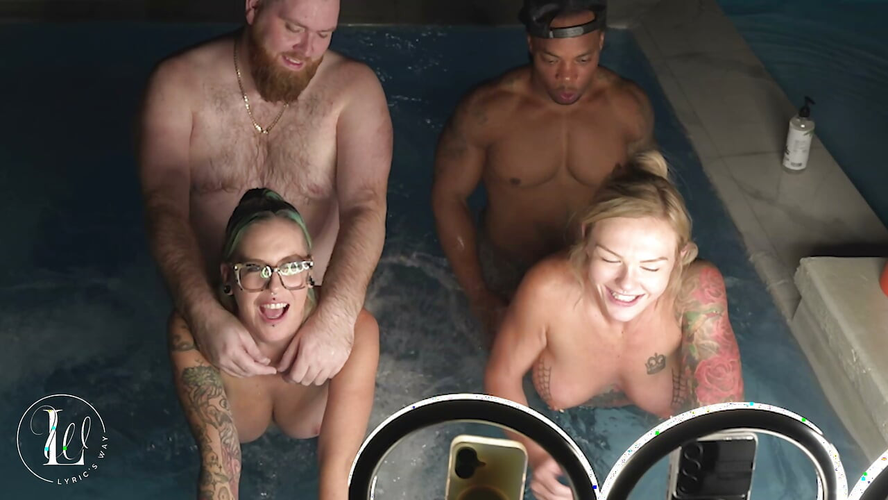 Hot Tub Orgy W/ Deliah Grace & Nikki Zee