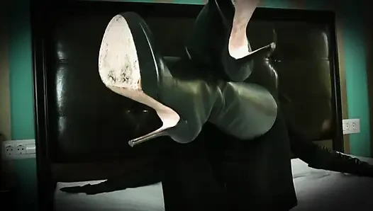 Никто не покидает эту комнату живым