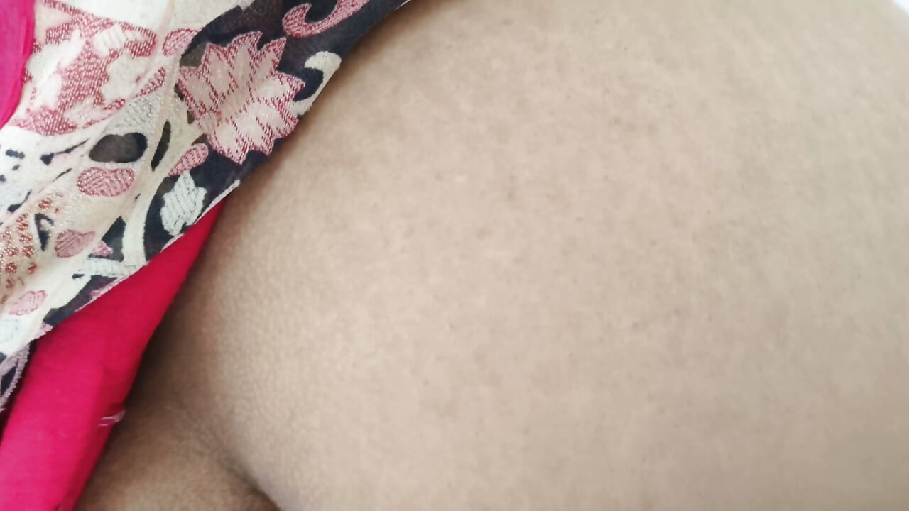 새 사리 대신 바비를 박아버렸다