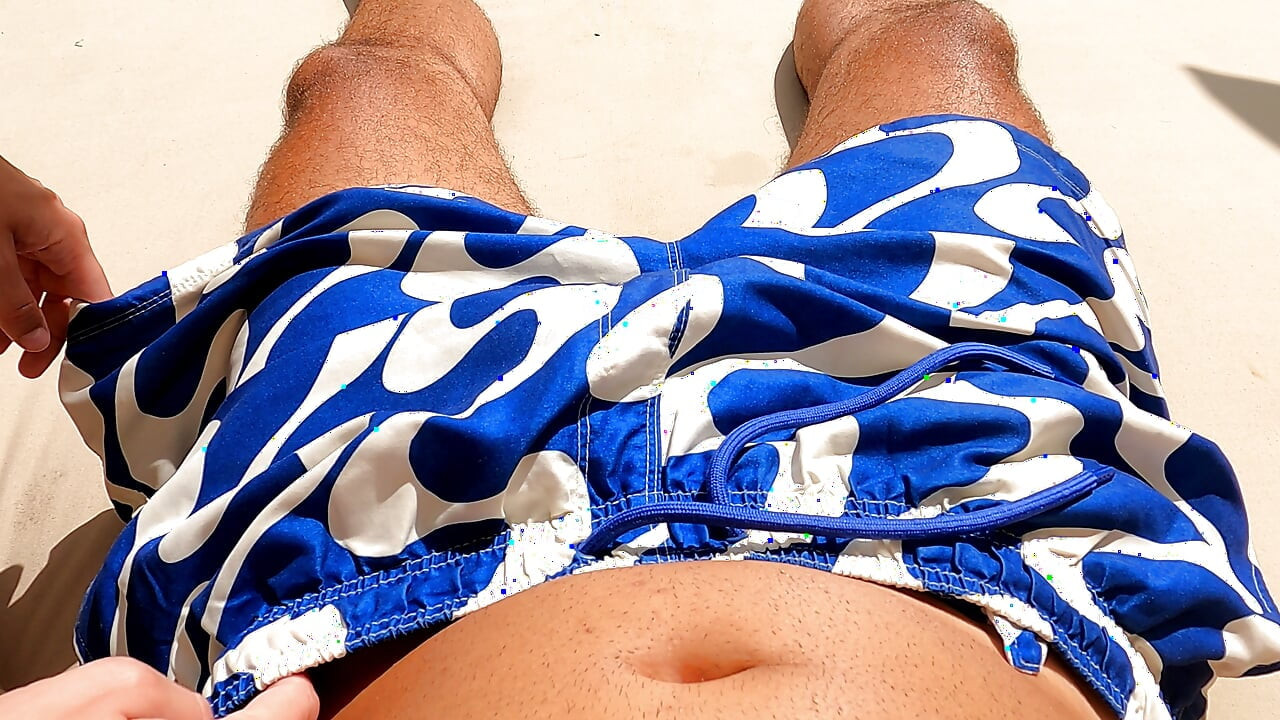 POV la o vilă din Bali - Futută peste tot & Mi-a refuzat sperma cu un footjob