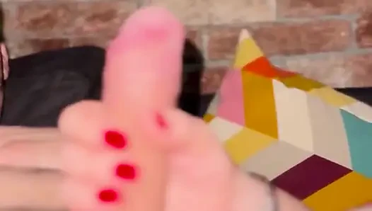 Ein paar hat zuerst gespielt und dann gefickt