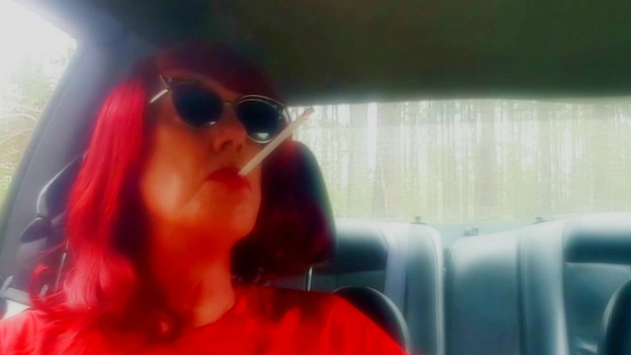 ยายน่าเย็ด TG วัย 65 ปีของมึงชอบให้เธออมควยกับรถที่สูบบุหรี่ vs120 ของเธอ