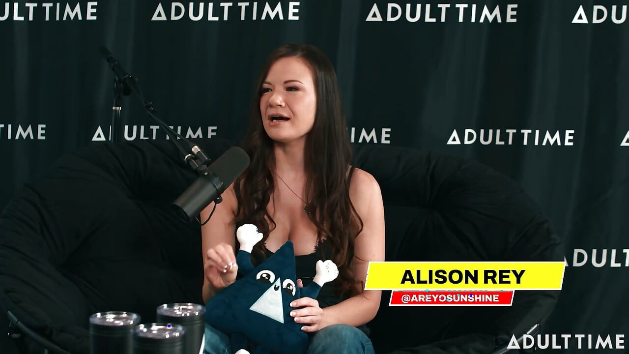 Alison Rey & Casey Calvert Body Counts, Slut Eras, & Taylor Swift | the Adult Time Podcast