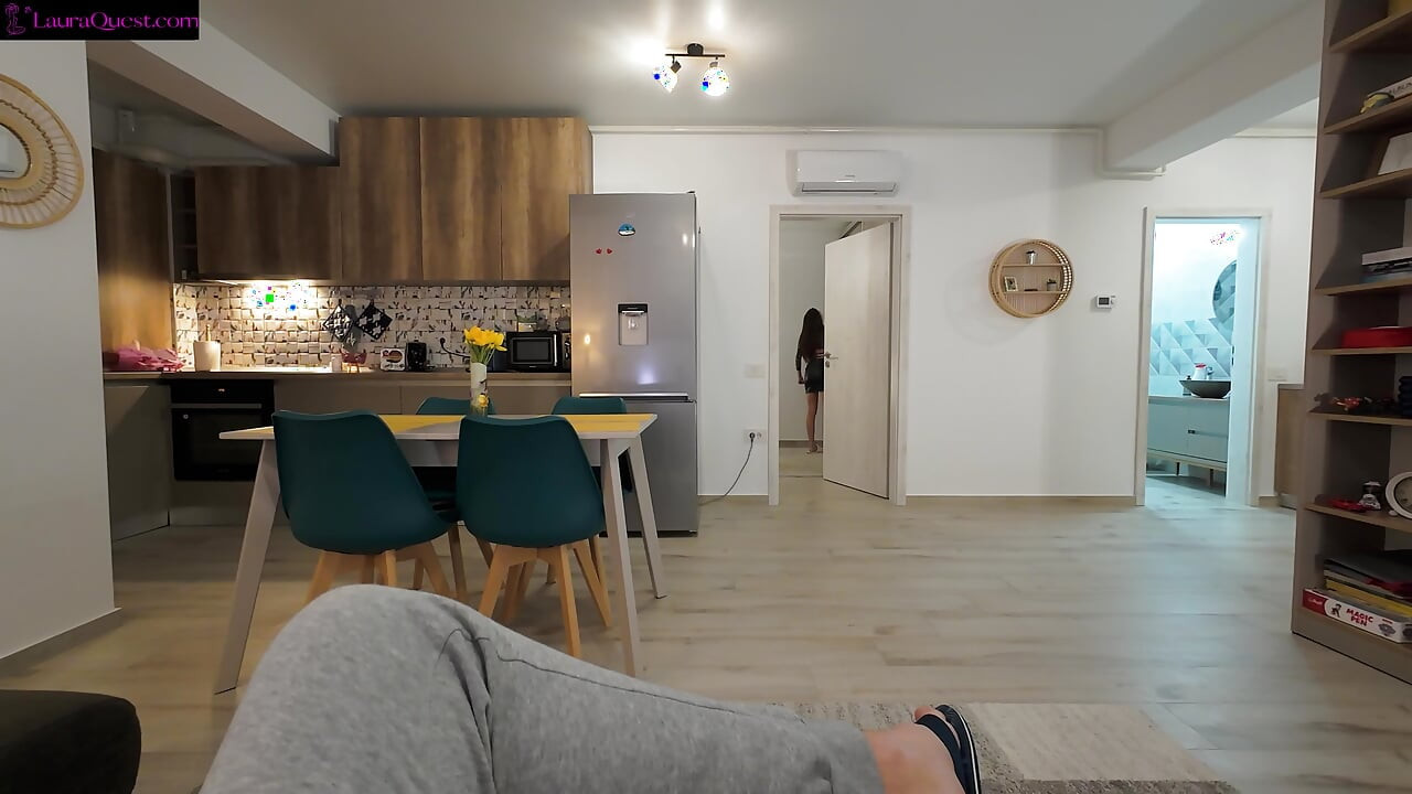 Your obedient girlfriend, here to make up for my mistake