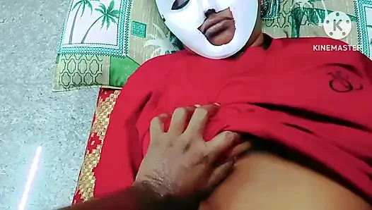 Hintli üvey oğlunun arzuları üvey annesine doğru gerçek oluyor - edepsiz konuşmalı tamil erotik video
