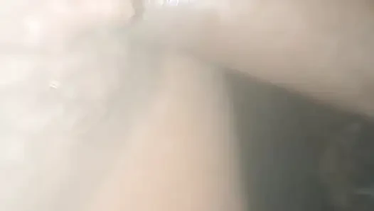 Tidur sama istriku di malam hari
